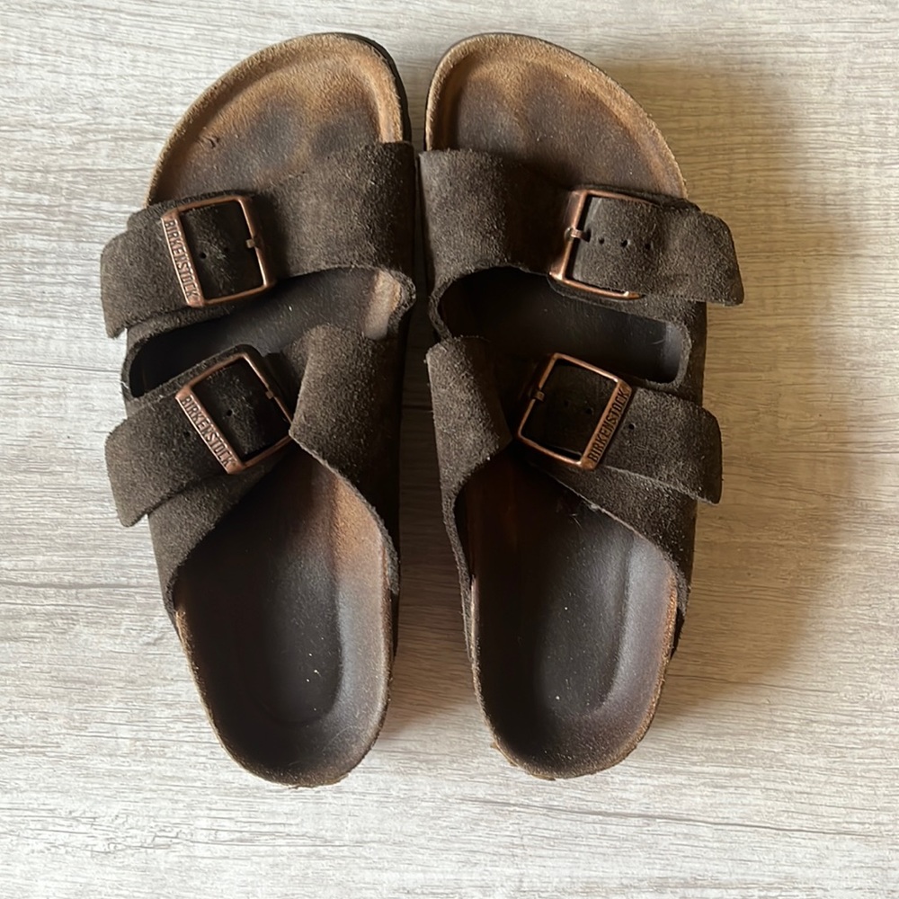 Birkenstock dark chocolate suede with bronze metal accent size 39